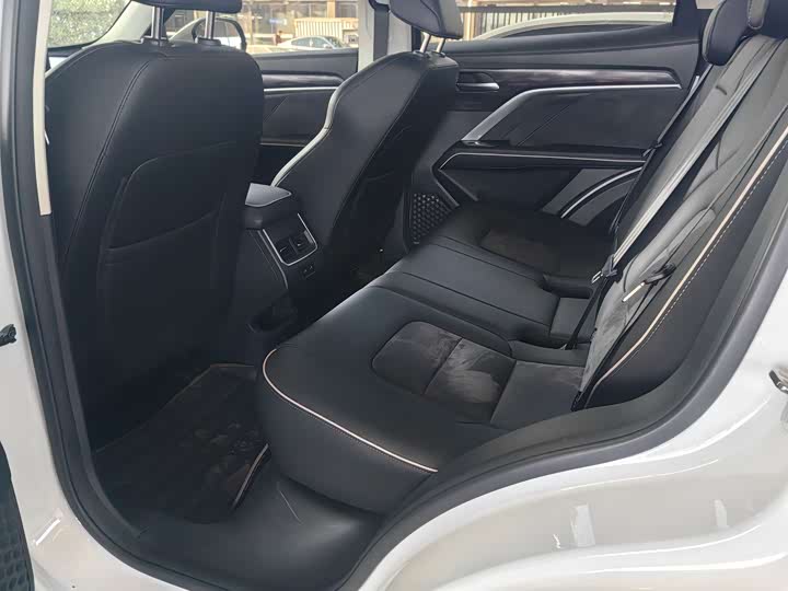 Фото 9 - Haval H6