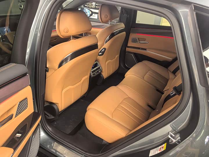 Фото 5 - BYD Han L