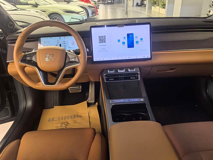 Фото 6 - BYD Han L