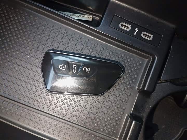 Фото 9 - Volkswagen ID.4 X