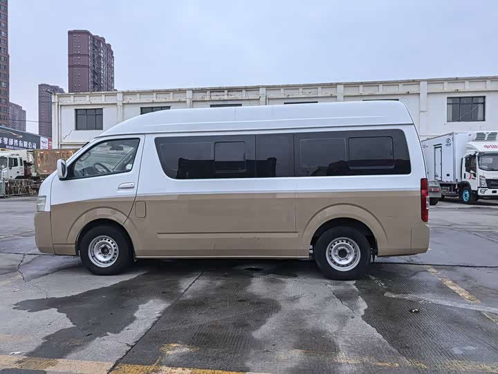 Фото 2 - Foton G7