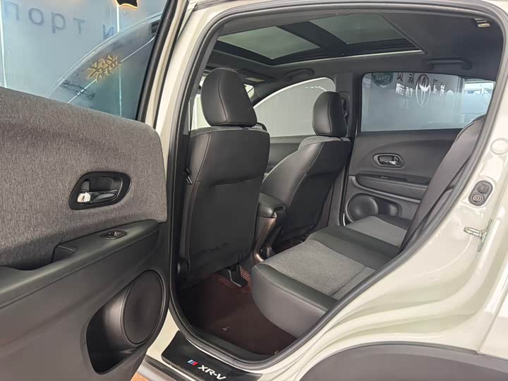 Фото 5 - Honda XR-V