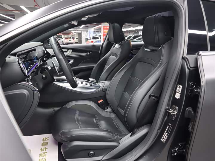 Фото 10 - Mercedes-Benz AMG GT