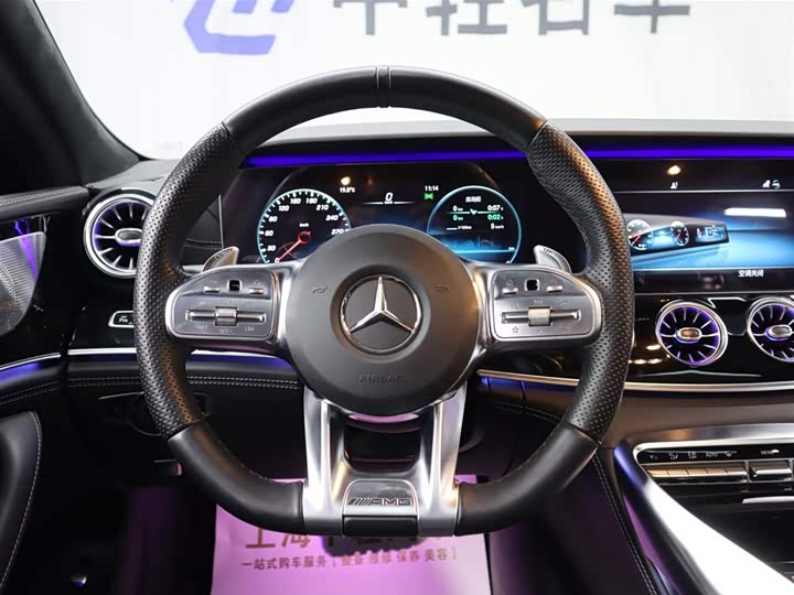 Фото 13 - Mercedes-Benz AMG GT