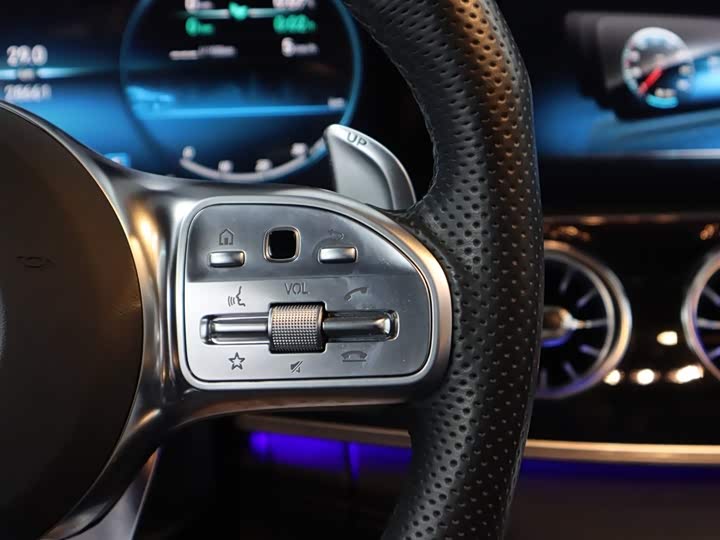 Фото 15 - Mercedes-Benz AMG GT