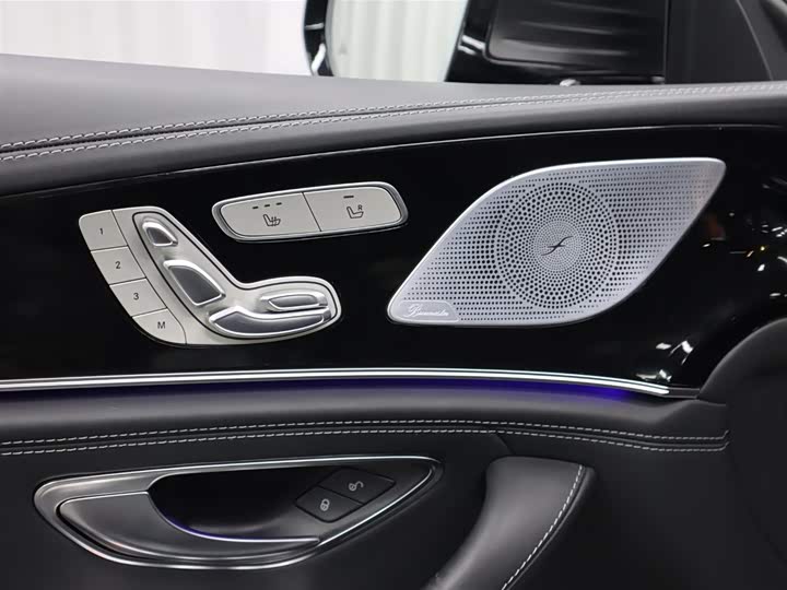 Фото 7 - Mercedes-Benz AMG GT