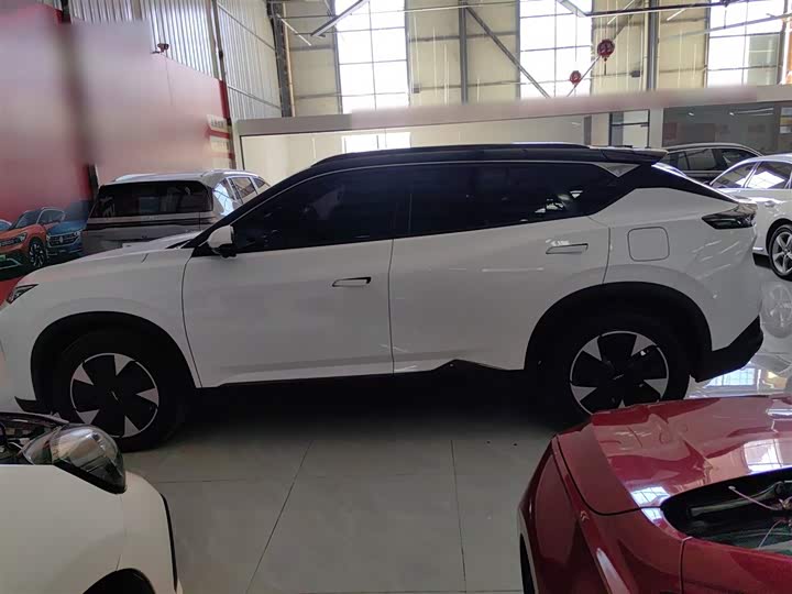 Фото 5 - Dongfeng Aeolus L7