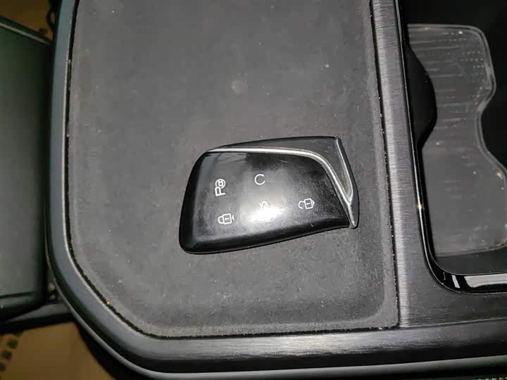 Фото 9 - Dongfeng Aeolus L7