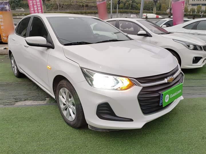 Фото 4 - Chevrolet Onix (Cavalier)