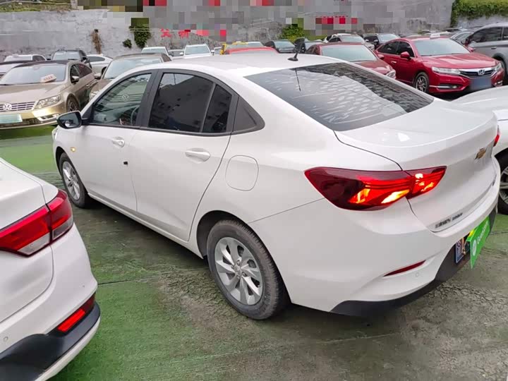 Фото 5 - Chevrolet Onix (Cavalier)