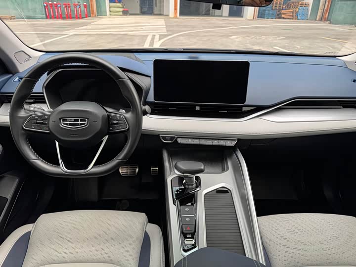 Фото 17 - Geely Preface