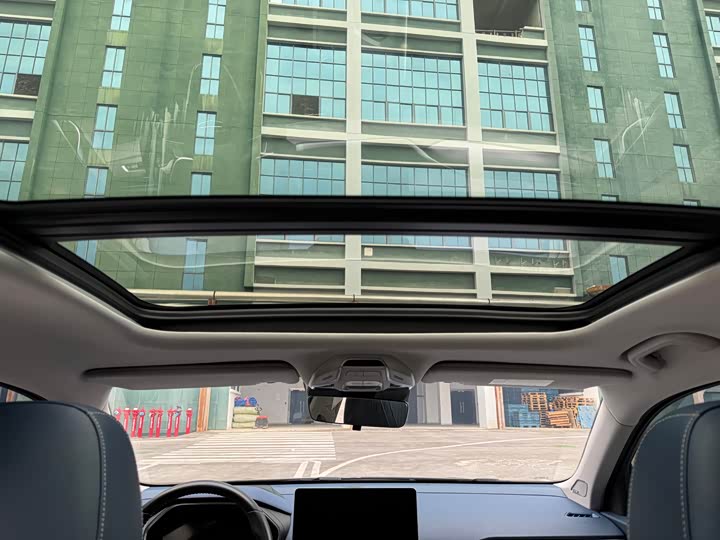 Фото 18 - Geely Preface