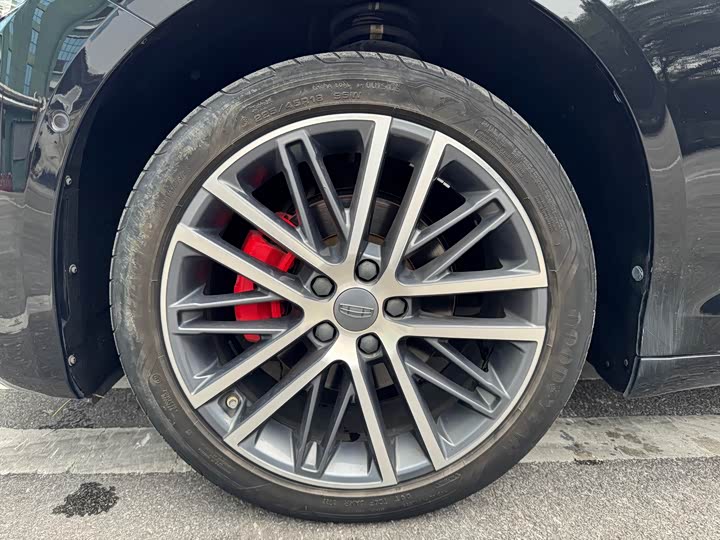 Фото 33 - Geely Preface