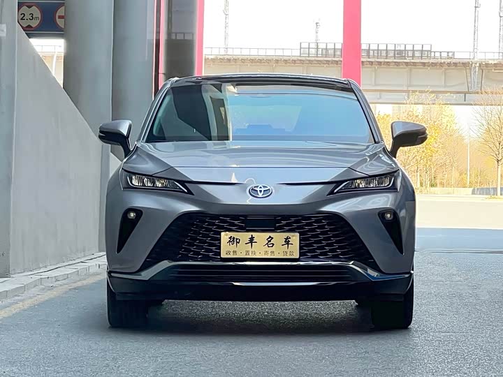 Фото 2 - Toyota Venza