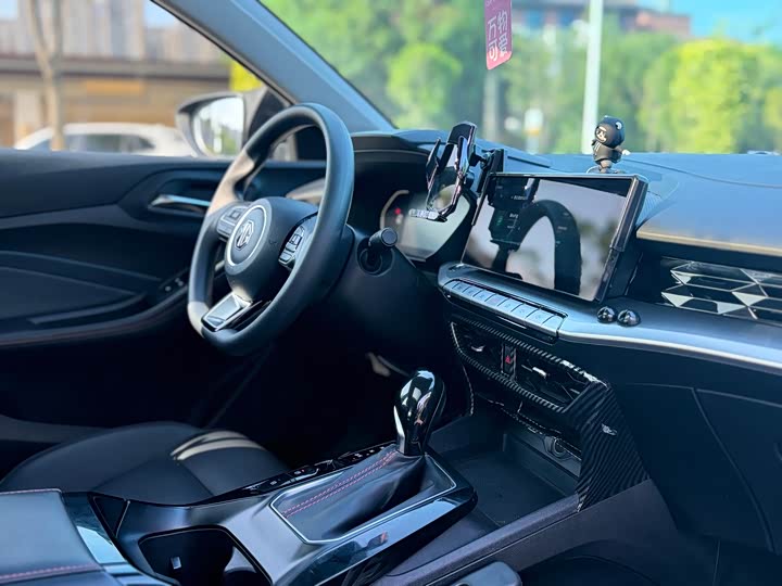 Фото 12 - MG Motor 5