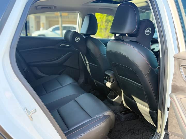 Фото 14 - MG Motor 5