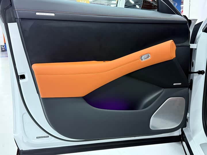 Фото 14 - Xiaomi YU7