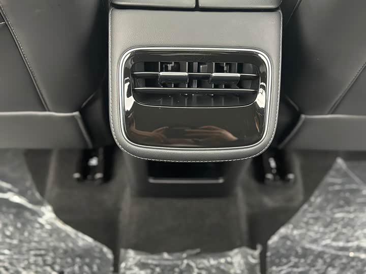 Фото 13 - Chery Fulwin T8