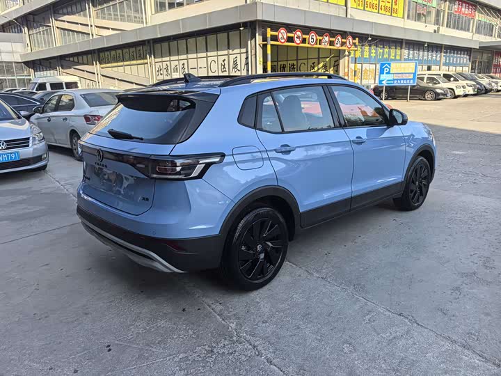 Фото 4 - Volkswagen Tharu