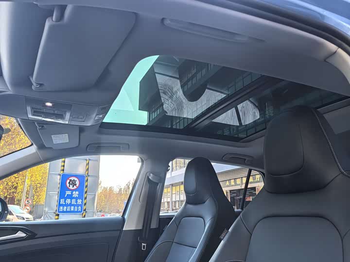 Фото 9 - Volkswagen Tharu