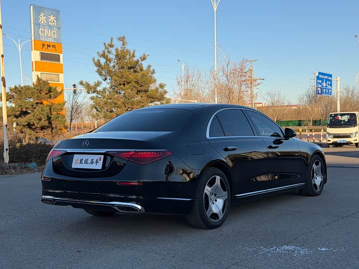 Фото 6 - Mercedes-Benz S-Class