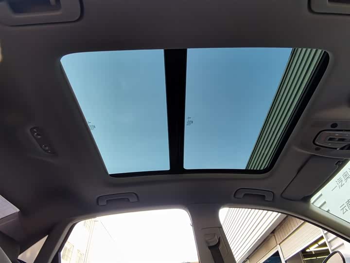 Фото 26 - Audi A4L