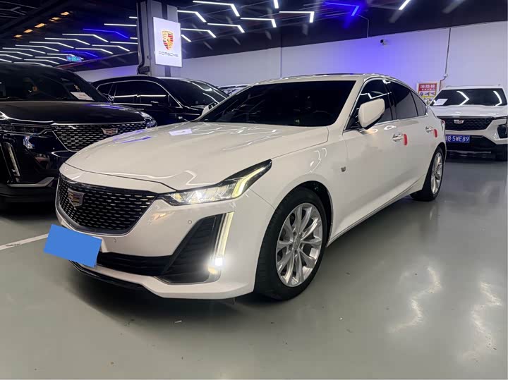 Фото 1 - Cadillac CT5