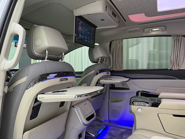 Фото 7 - Buick GL8 ES