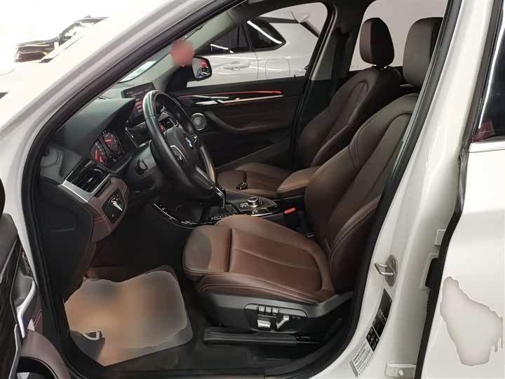 Фото 15 - BMW X1