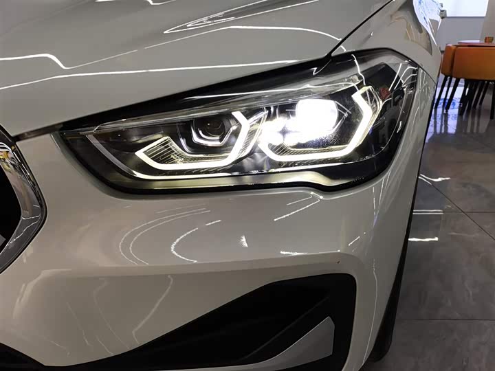 Фото 24 - BMW X1