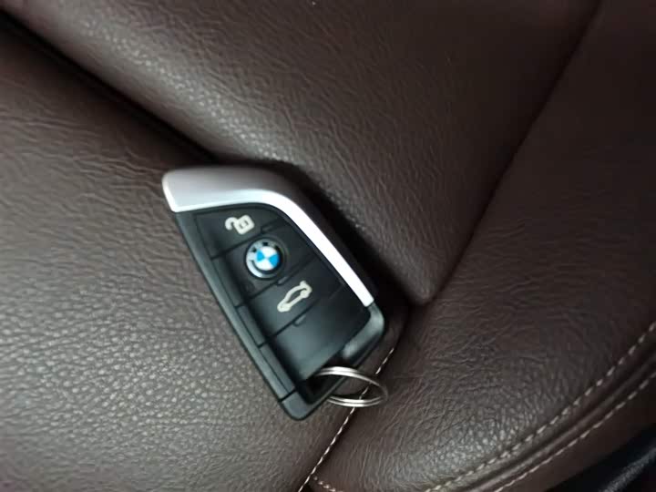 Фото 9 - BMW X1