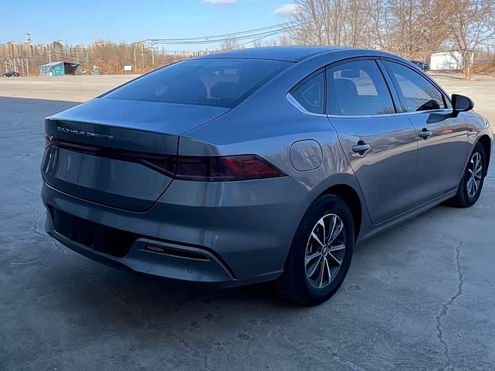 Фото 4 - BYD Qin Plus