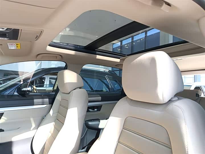 Фото 18 - Honda CR-V