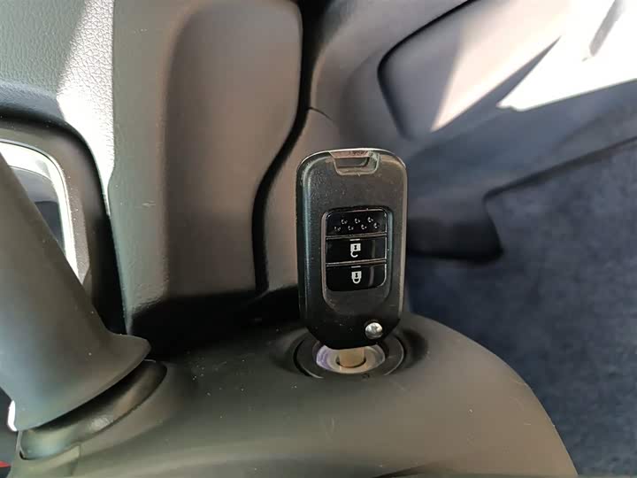 Фото 9 - Honda CR-V