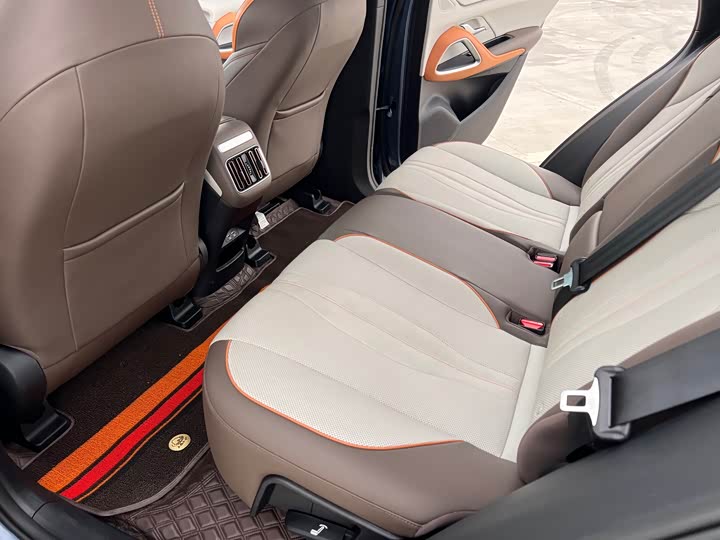 Фото 9 - BYD Song Pro Hybrid