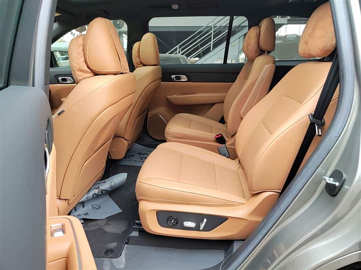 Фото 17 - LiXiang One