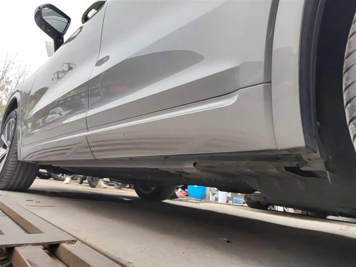 Фото 22 - LiXiang One