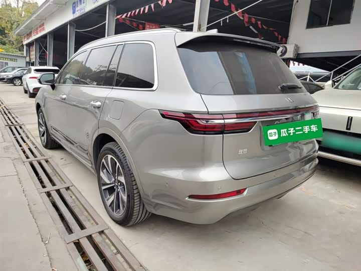 Фото 5 - LiXiang One