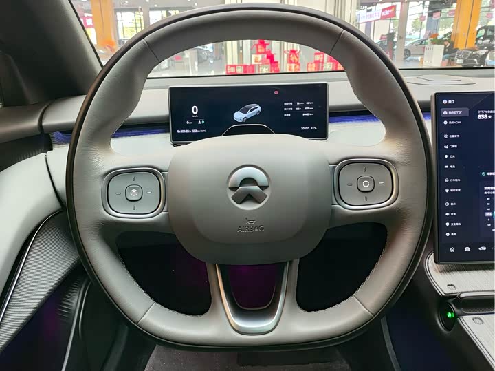 Фото 17 - Nio ET5T