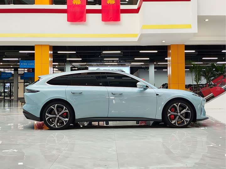 Фото 4 - Nio ET5T