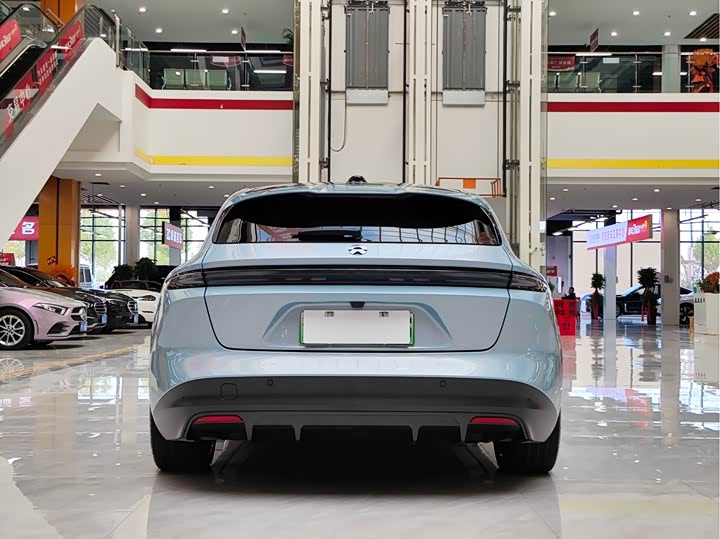 Фото 6 - Nio ET5T