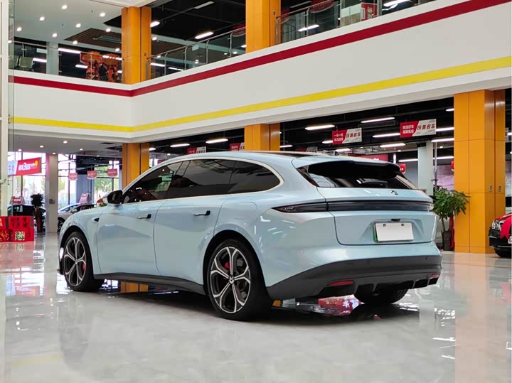 Фото 7 - Nio ET5T