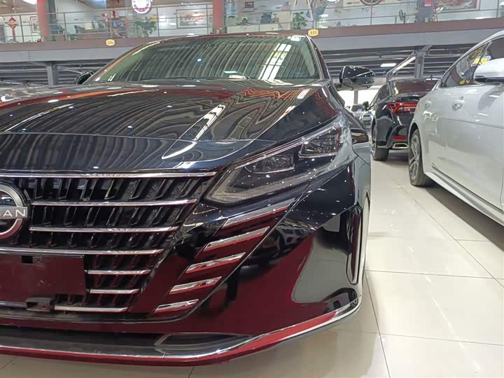 Фото 24 - Nissan Teana