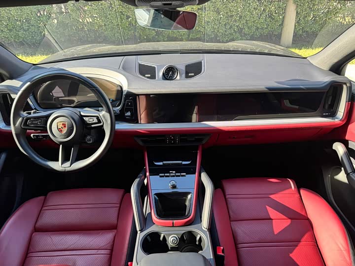 Фото 16 - Porsche Cayenne