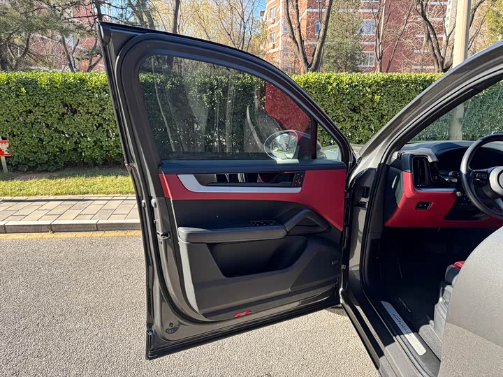 Фото 7 - Porsche Cayenne