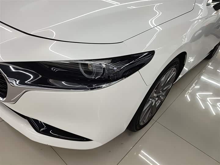 Фото 24 - Mazda 3 (Axela)