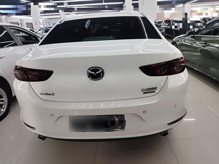 Фото 6 - Mazda 3 (Axela)