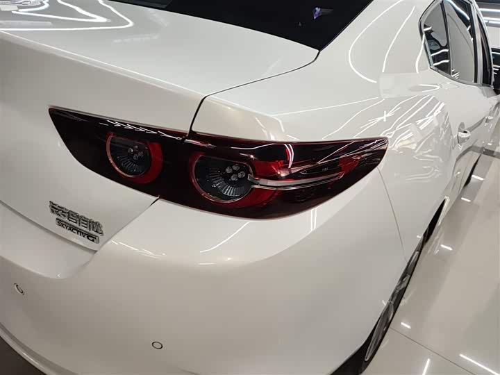 Фото 8 - Mazda 3 (Axela)