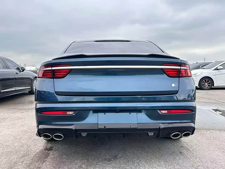 Фото 8 - Geely Preface