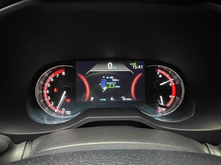 Фото 4 - Toyota RAV4